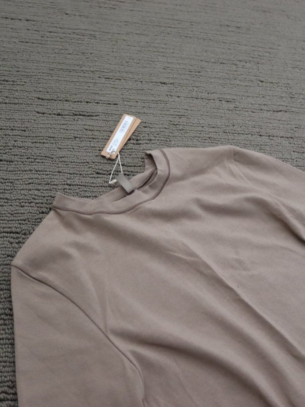 NWT Skims Cotton Jersey Long Sleeve T-shirt Truffle Size Medium - Picture 4 of 6